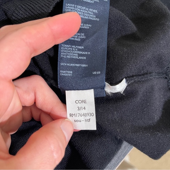 Tommy Hilfiger Women's Black V-Neck Sweater - Picture 6 of 6